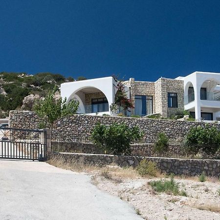 Evilia Luxury Villa أموبي المظهر الخارجي الصورة