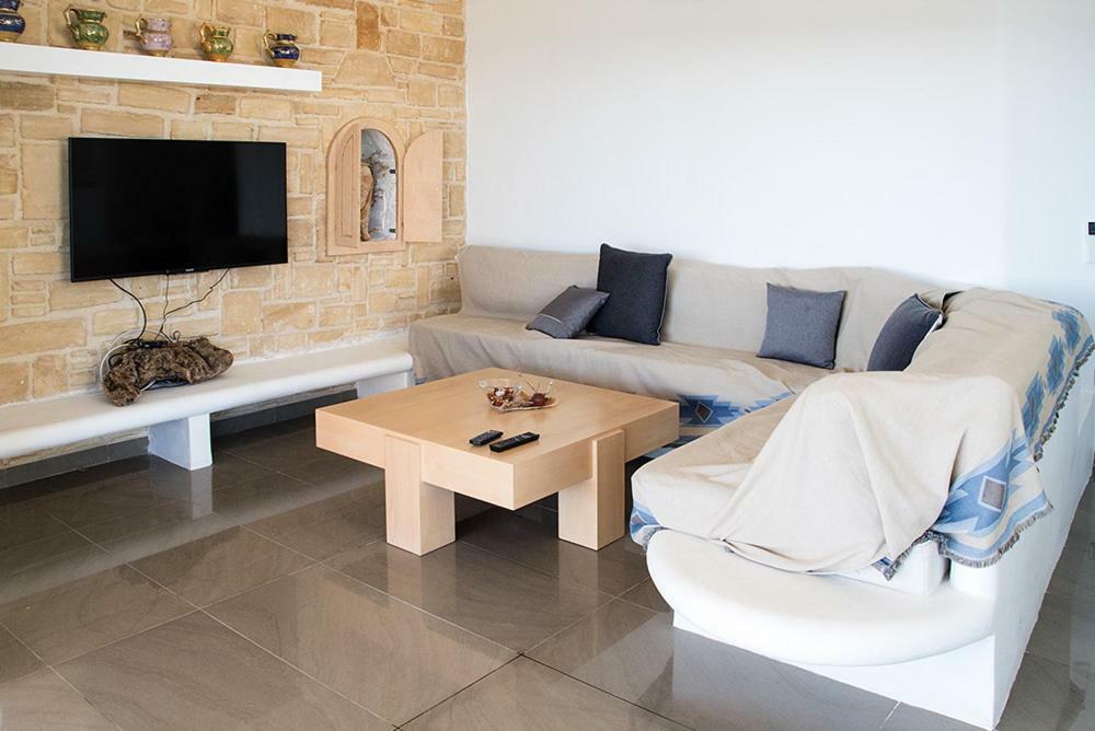 Evilia Luxury Villa أموبي المظهر الخارجي الصورة
