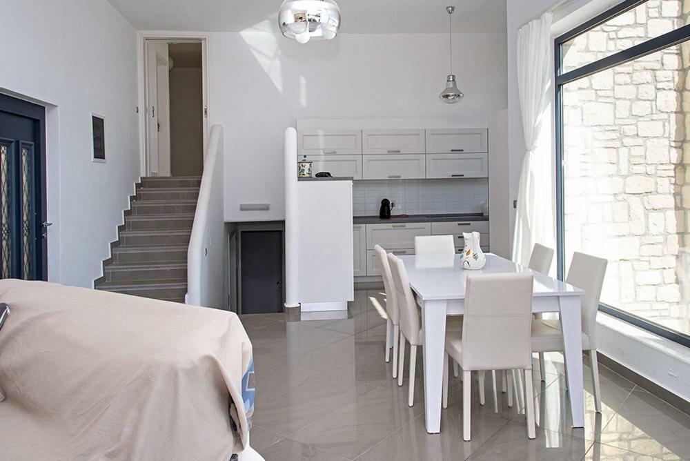 Evilia Luxury Villa أموبي المظهر الخارجي الصورة