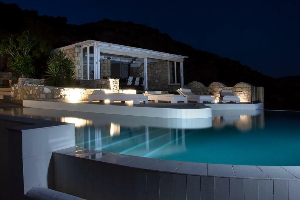 Evilia Luxury Villa أموبي المظهر الخارجي الصورة