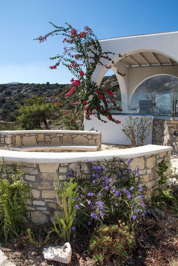 Evilia Luxury Villa أموبي المظهر الخارجي الصورة
